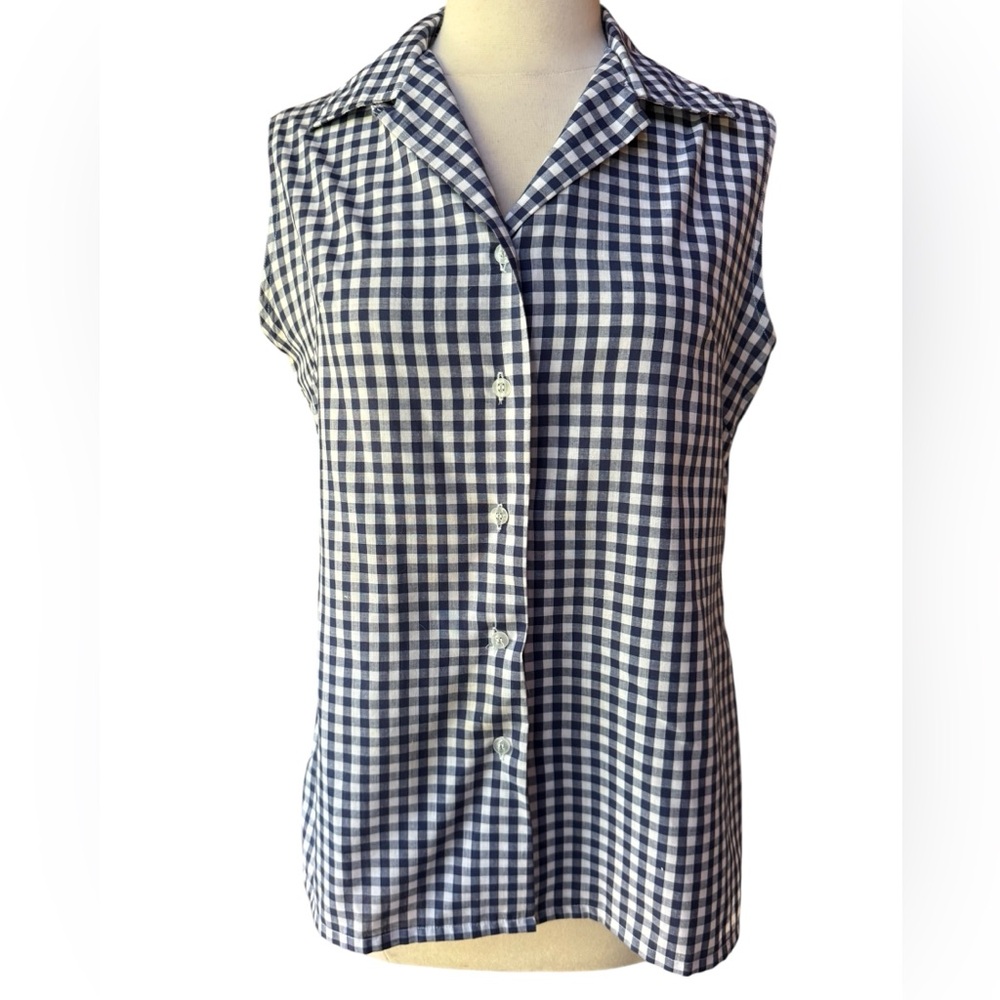 1960s Classic Shirt Poly/Cotton Navy & White Gingham Sleeveless Button Down Shir